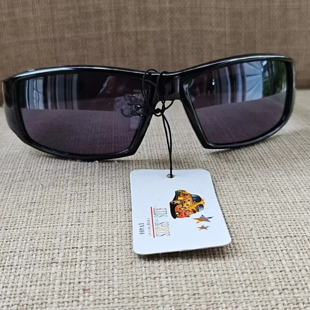 Kids Sunglasses Black Wrap Eye Wear 100% UV Prtotect Sunglasses for 7-10 years